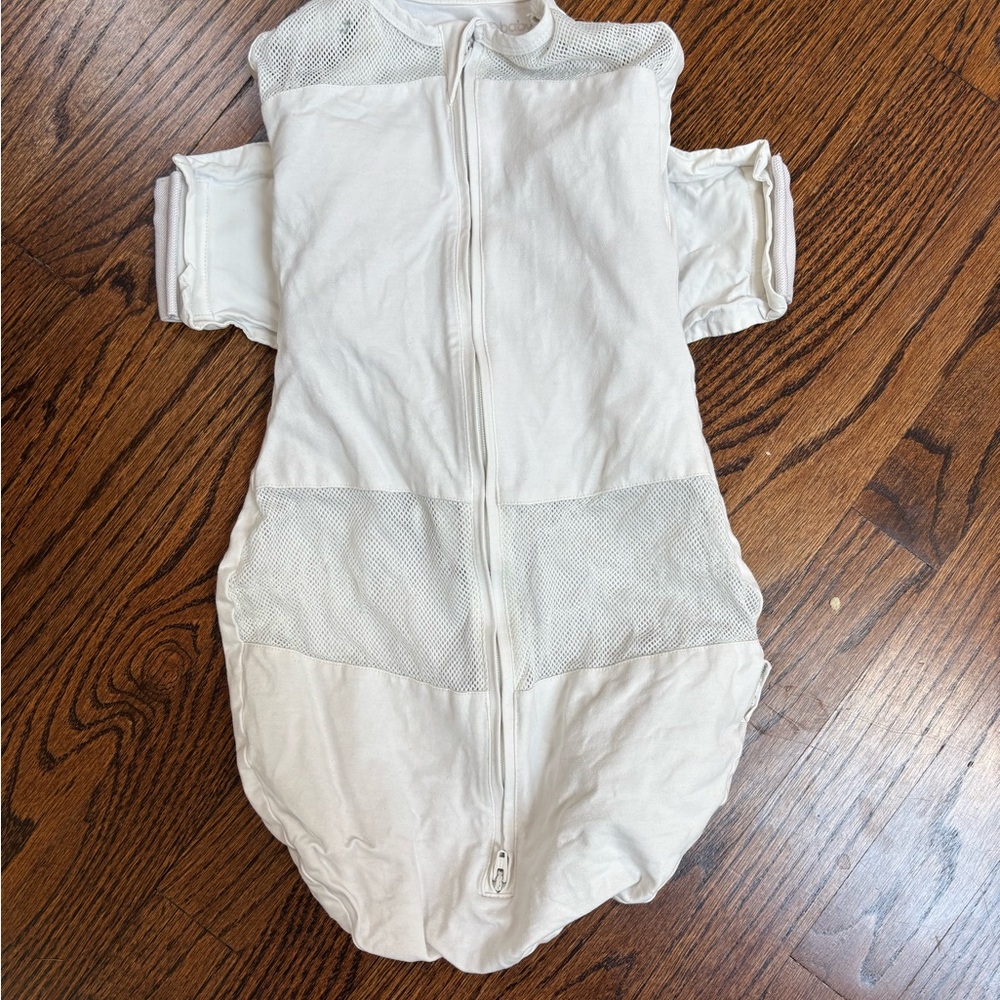 Happiest Baby Snoo swaddle- Medium